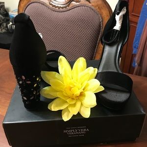 🌹Simply Vera Wang!🌹